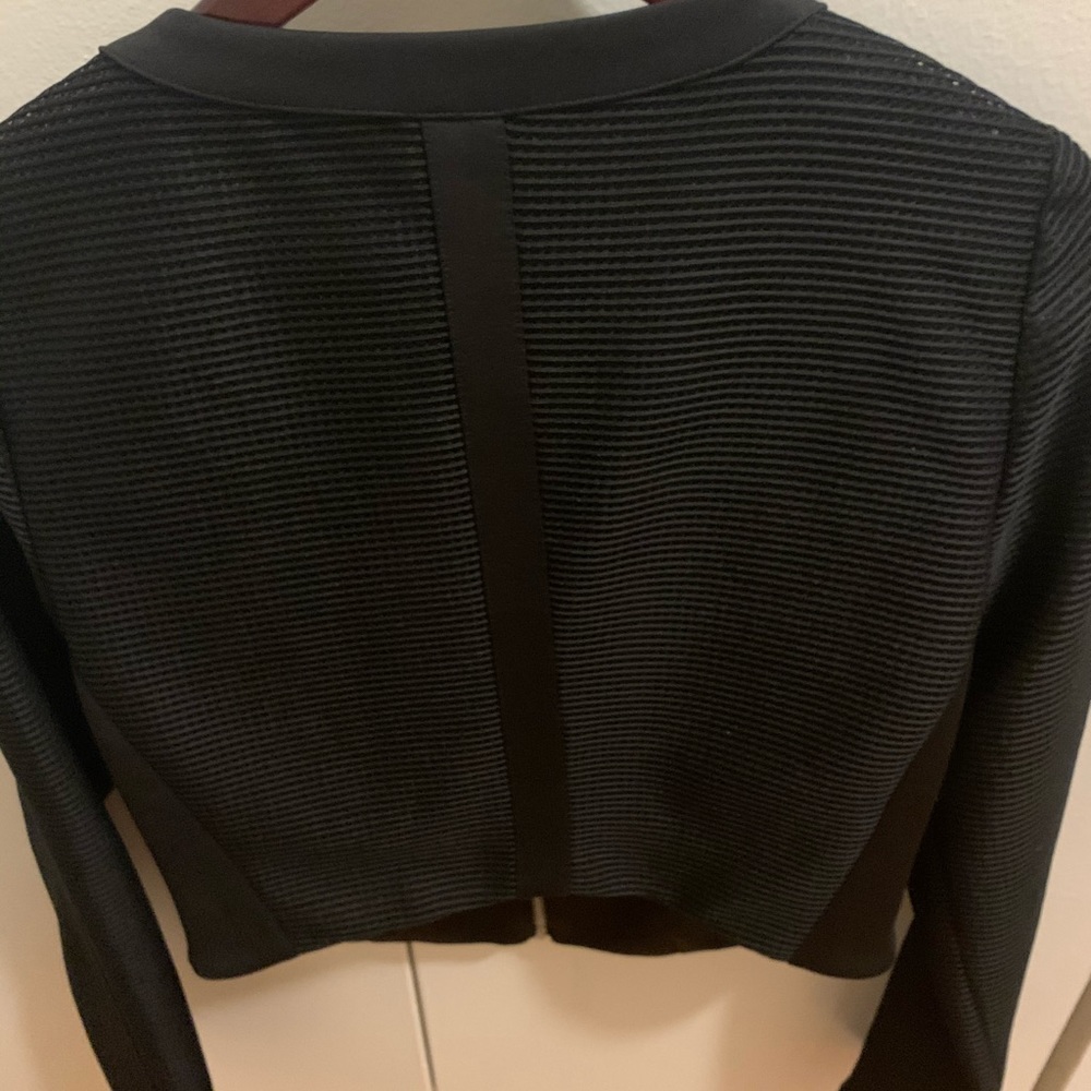 Guess detailed zip front jacket - Picture 5 of 7